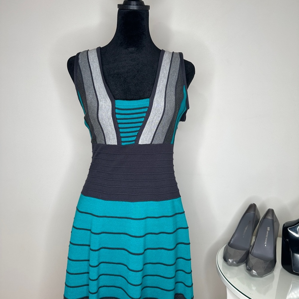 ModCloth blue dress - Picture 3 of 7